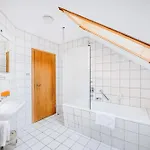 Garni Nuss 3* גראינאו