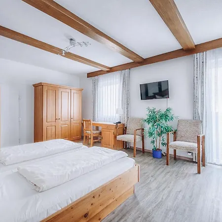 Hotel Garni Nuss 3*
